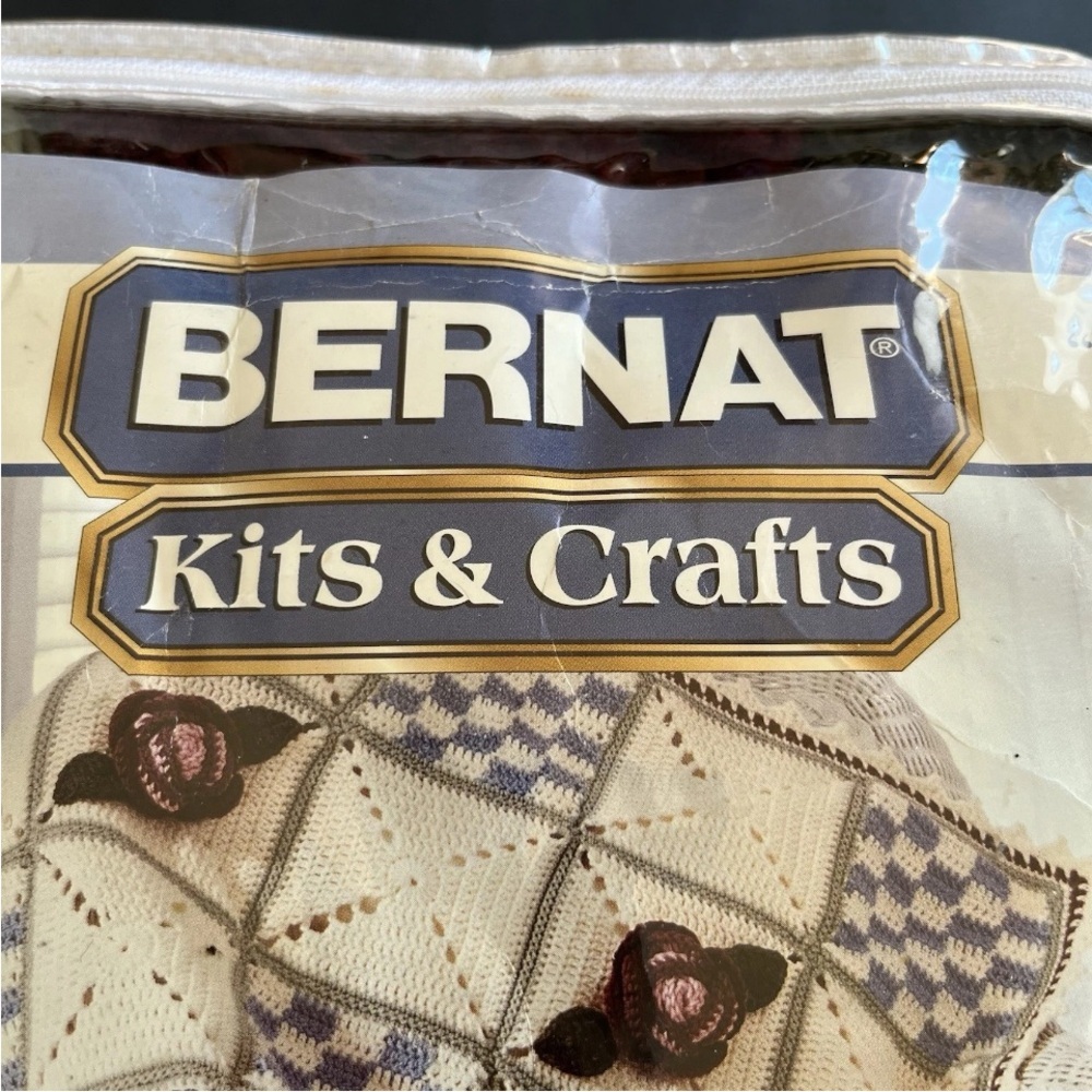 Bernat Kits & Crafts Crochet Afghan Kit Cabbage Roses #423605 42” x 60” New - Picture 13 of 16